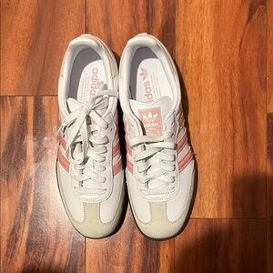 Adidas Women's White and Pink Sambas Sneakers